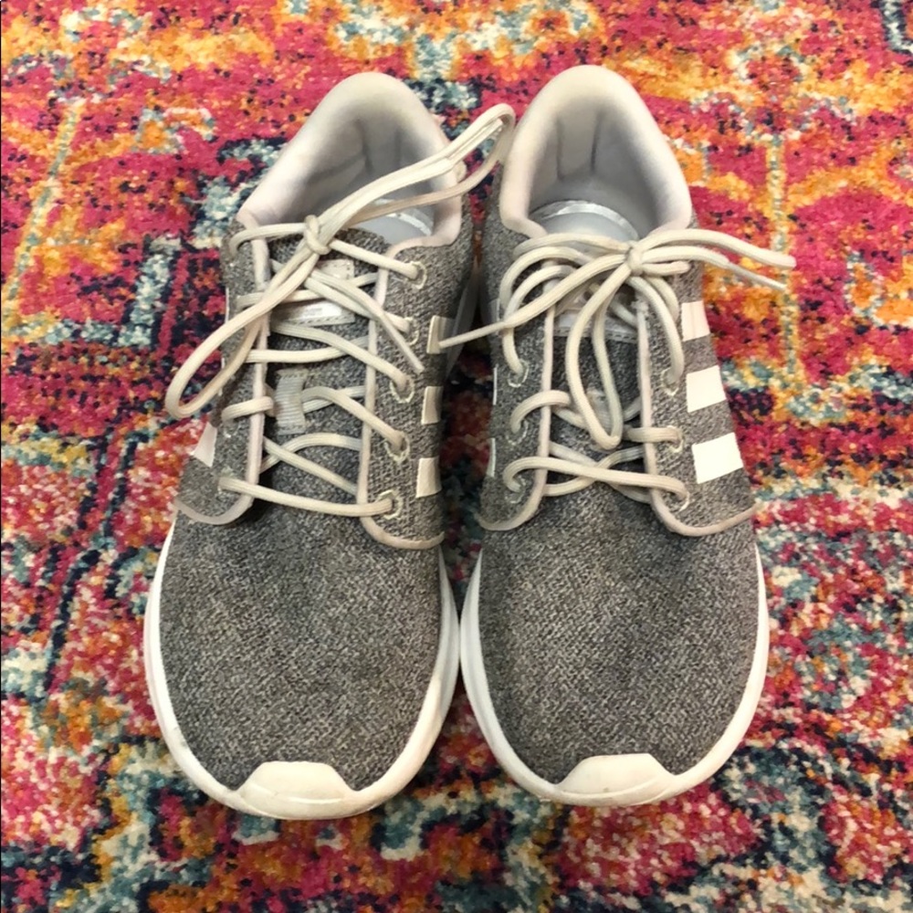 Adidasneo gray sneakers